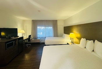 Room, 2 Queen Beds, Non Smoking