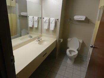 Deluxe Room, 1 King Bed, Smoking