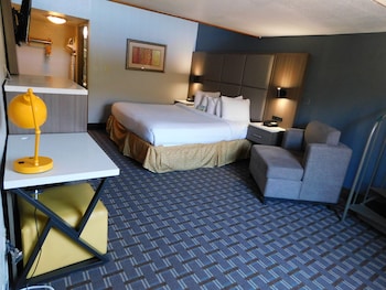 Suite, Multiple Beds, Non Smoking
