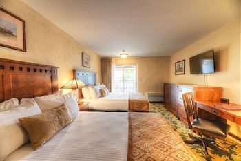 Deluxe Room, 2 Queen Beds