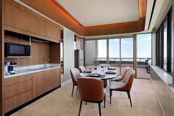 Club Suite, 2 Bedrooms
