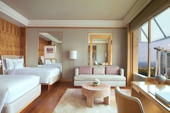 Deluxe Room, 2 Twin Beds, Non Smoking, Bay View (Deluxe Marina)