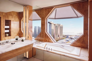 Deluxe Room, 2 Twin Beds, Non Smoking, Bay View (Deluxe Marina)