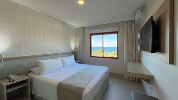 Family Apartment, 3 Bedrooms, Oceanfront