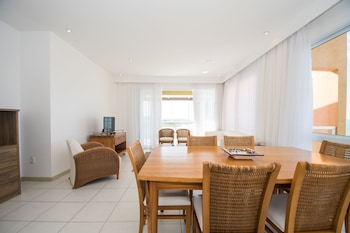 Suite (Imperial)