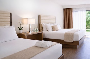 Superior Room, 2 Queen Beds