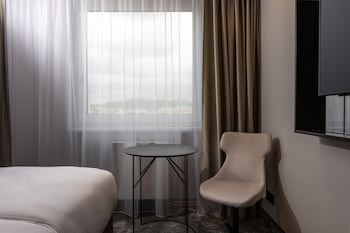 Family Room (Deluxe)