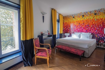 Double Room or Deluxe Twin