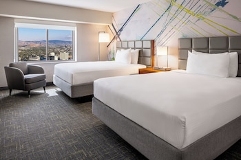 Sky Tower Deluxe Room 2 Queen Non-Smoking