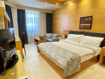 Standard King or Twin Room