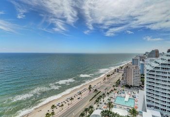 Suite, 1 King Bed, Accessible, Oceanfront