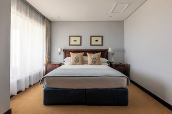 Diplomatic Suite -  Balcony & Sea View