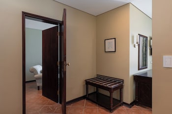 Junior Suite - Balcony & Sea View
