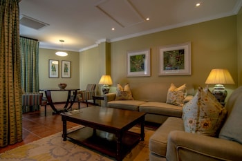 Executive Suite - Balcony & Sea View