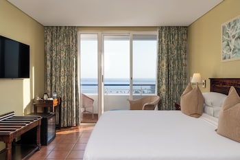 Standard Double Room - Balcony & Sea View