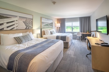 Superior Room, 2 Queen Beds, Non Smoking, Golf View