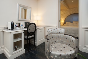 Suite (Swimming pool view)