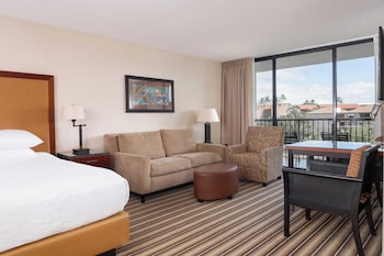Hoku Studio King Suite