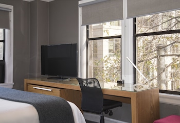 Premium Room, 1 King Bed (Max King)