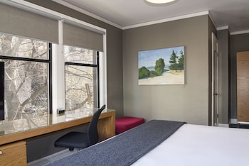 Premium Room, 1 King Bed (Max King)
