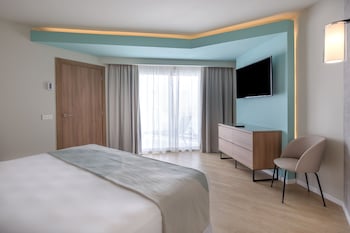 Suite, Ocean View (C)