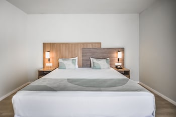 Suite, Ocean View (C)