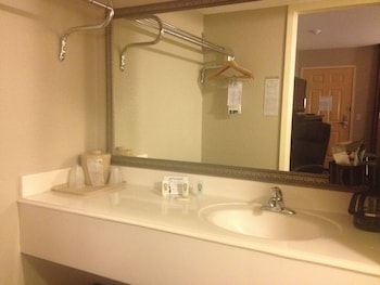 Standard Room, 2 Queen Beds, Non Smoking