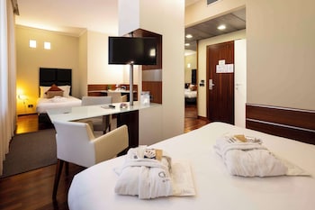 Junior Suite, 1 Queen Bed