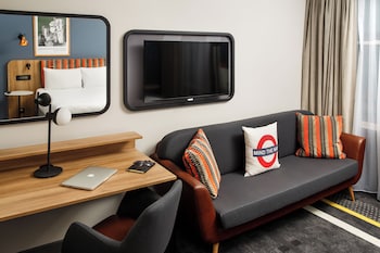 Room (The Works)