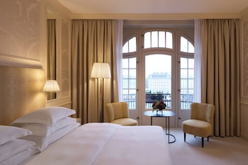 Deluxe Sea View Room