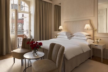 Superior Balcony Room