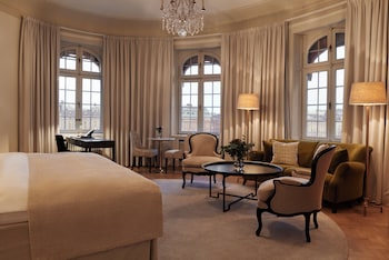 Junior Sea View Suite