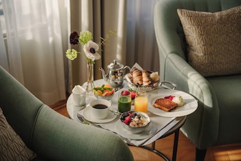 Junior Sea View Suite