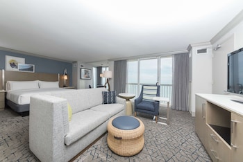 King Bed Junior Suite ocean front w/ sofa bed