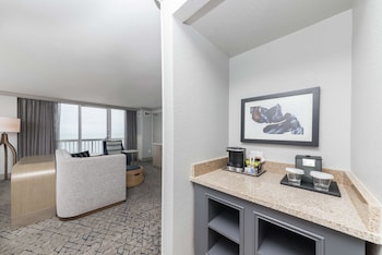 King Bed Junior Suite ocean front w/ sofa bed