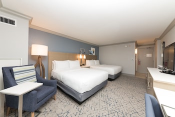 2 Queen Bed Room