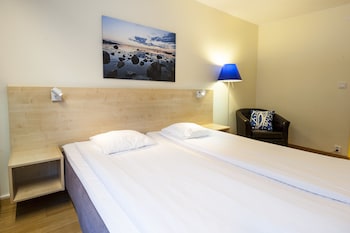 Standard Twin Room (Including a light evening meal)