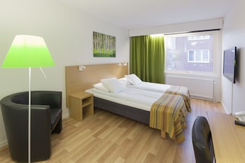 Standard Twin Room (Including a light evening meal)