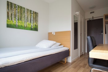 Standard Single Room, 1 Large Twin Bed (Including a light evening meal)