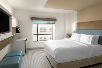 Standard Room, 1 Queen Bed, Accessible (Communications)