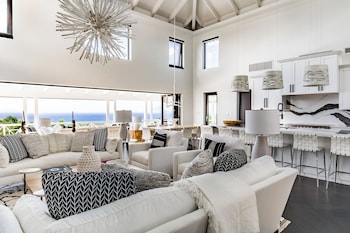 Five Bedroom Mahogany Hill Estate
