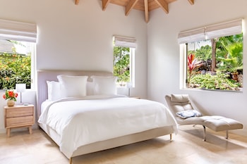 Three Bedroom Palm Grove Villa
