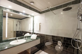 Comfort Double Room (Plus)