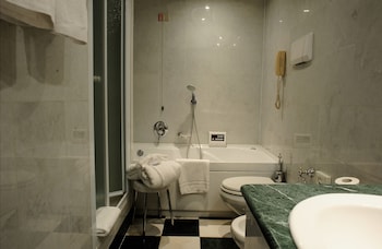 Suite, Multiple Beds