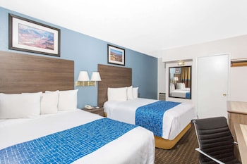 Double Room, 2 Double Beds, Smoking