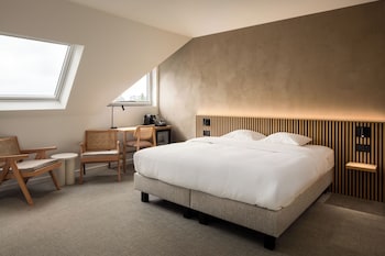 Deluxe Double Room, 1 Double Bed, Bathtub