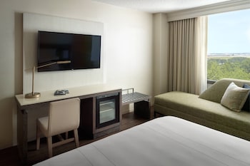 Family Room, 2 Double Beds, Balcony, Pool View