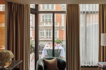 Studio Suite, Terrace