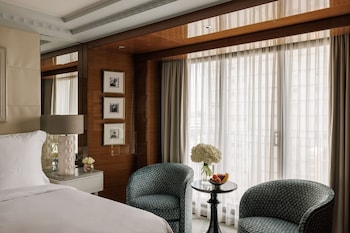 Suite (Westminster)