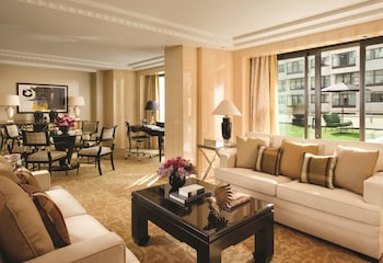 Room, 1 King Bed, Terrace
